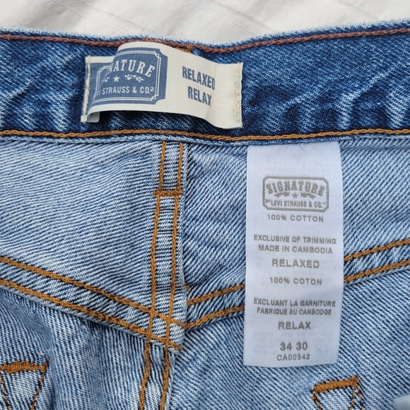 Vintage Levis Relaxed Blue Jeans - Picture 4 of 5